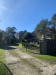 Close to town in walking distance to cafes, restaurants and Lake Alexandra - Apartments