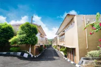 Sutan Raja Villa Kuningan - 駐車場