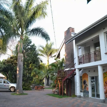 Legend Safari Lodge Отели в г. Хараре