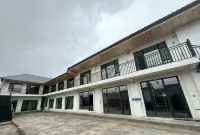 Nashiguang Homestay (Nalati Scenic Area) - Bãi đậu xe