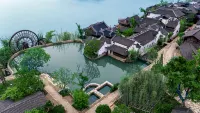 Floral Hotel·Huguang Hotel (Yaohu Town Store)