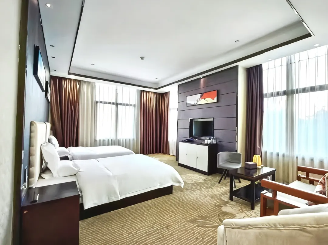 Lotus Lake Business Hotel - Longyan