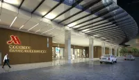 Batam Marriott Hotel Harbour Bay - parking