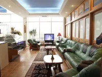 Hotel Queen Vera