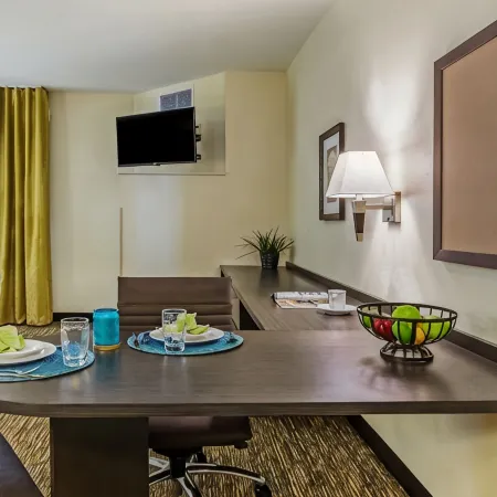 Knights Inn Lenexa Отели в г. Ленекса