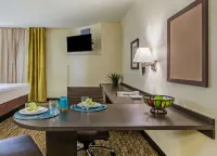 Knights Inn Lenexa