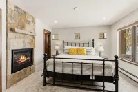 Luxury Silverthorne Retreat -  Panoramic Mountain & Lake Views, Hot Tub & Gazebo - 발코니