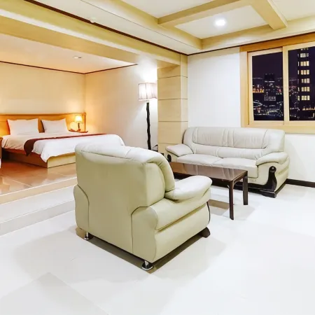 Sacheon Tourist Hotel