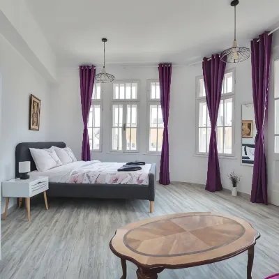 Hostel Musala Hoteles cerca de Teatro de verano