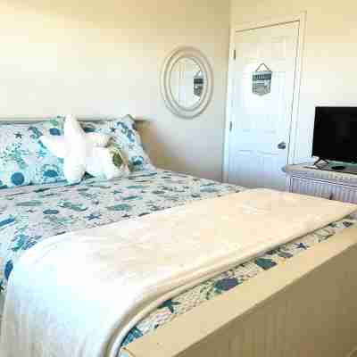 Between The Blue - Oceanside 2B/2B Condo w/ Pool Rooms