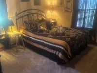 Charming 2-bedroom farmhouse in wonderful Gleason with AC, WiFi 威克利縣住宿飯店