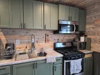 Lovely building with beautiful river view in charming White Bird - 2-Star