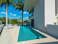 Exclusive 5-Level Waterfront Solstice House on Sarasota Bay - Pools