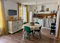 Appart N° 6/T2 separate bedroom - Apartments
