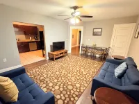 Spacious Charles Village unit - Bungalows