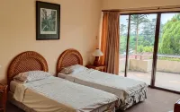 Puncak Inn Resort Hotel - Bjergudsigt