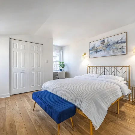 Near Ravinia and Navy Base, charming 3-bedroom house in peaceful Highland Park
