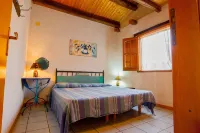 Cosy cottage surrounded by nature, 100 meters from the sandy beach - Bungalows