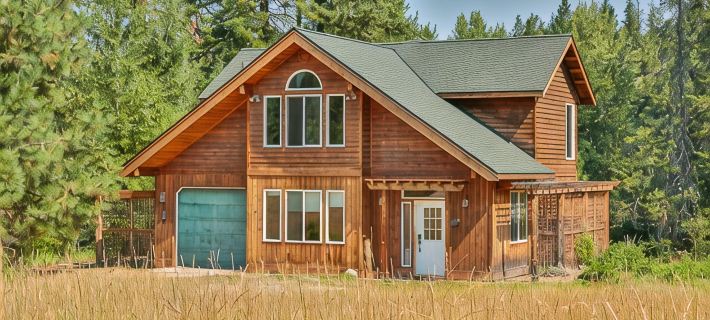 Sweet Private Leavenworth River Front Cabin with Fast WiFi & hot tub- Sleeps 6. Hotels in Chelan County