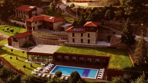 Agrinho Suites & Spa Gerês - piscina