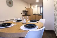 Casa en Vitoria-gasteiz Cerca del Centro de la Ciudad, Amplia y Acogedora - Wifi