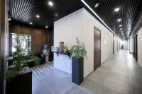 Maxi Hotel - イン(INN)