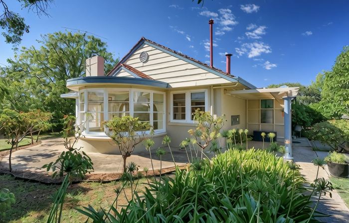 Captain’s Manor- perfect location! Close to everything around Corowa Rutherglen.