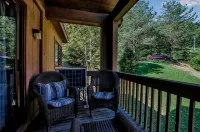 Holiday Valley Ski-In/Ski-Out Condo - 3つ星