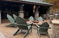 Kresge Luxurious Grand Cabin at Stratton and Bromley Mountains.