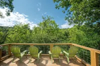 Cozy Glamping Dome on the Greenbrier River - 3-Sterne