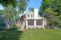 1419-Walk to Mayo St Mary-Ritabnb Cheerful 5Br+6Baths,1 Min Walk to St.Marys