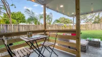 Super Modern ~3 miles to Beach~ Large Yard/Patio & BBQ - 3-Star