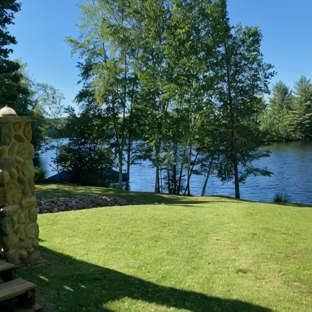 Serene Lake House Отели в г. Ленрут