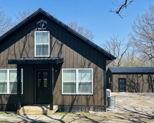 Loft near Bennett Springs State Park Hotels in Laclede County