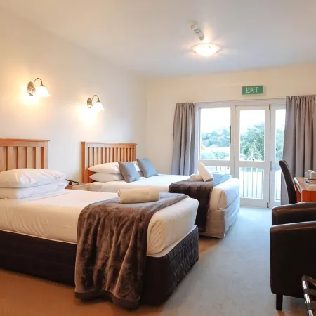 The Grand Hotel & Bar - Akaroa