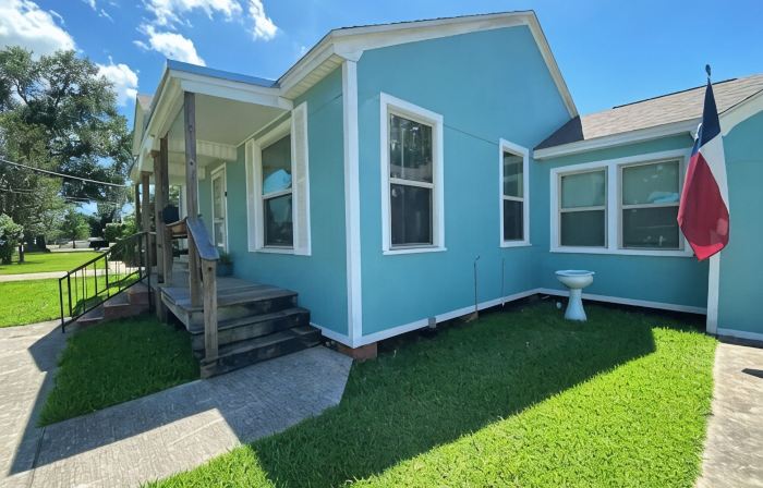 The Nest - centrally located - 2 bed / 1 bath home