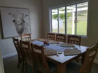 Lovely Farm Stay in the Northern Granite Belt. 8 Minutes From Wineries