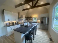 5-bedroom relaxing vacation home just 12 minutes to Grand Park and Six Pence - 4-Star