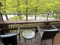 Cozy 3-bedroom condo located in Plymouth, VT .12 miles  to Okemo mountain- - Homestays