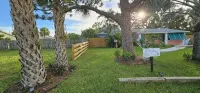 RV in Art District and Close to the Beach! Pool & Hot-Tub & Fenced/Pet-Friendly!