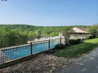 Charming Lake Villa nestled in a quiet cove of Lake of the Ozarks - Villas