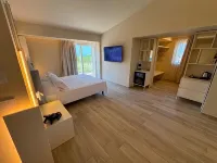 Capovaticano Luxury Rooms