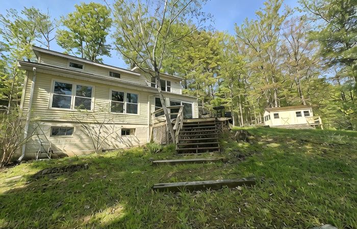 Lake House