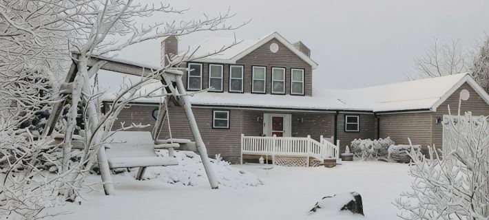 Peaks at Windy Knob Hotels in Ейвері
