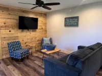 Lakefront 2bdr/2bath Villa on Table Rock Lake Short commute to Branson & SDC - วิลล่า
