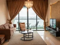 Homely Marina View 3BR Permas Bathtub & Seaview - Ocean View