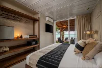 Casa Aakal Lagoon Front