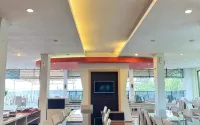 Grand Bydiel Cianjur - Frühstück