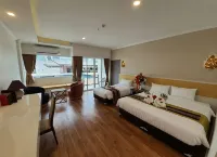 Swan Lake Hotel Sattahip - Mountain view
