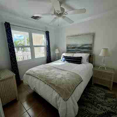 Oceanfront 2Bed Condo Rooms